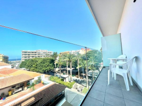 Studio TR has a balcony, pool and nice view, Puerto de la Cruz